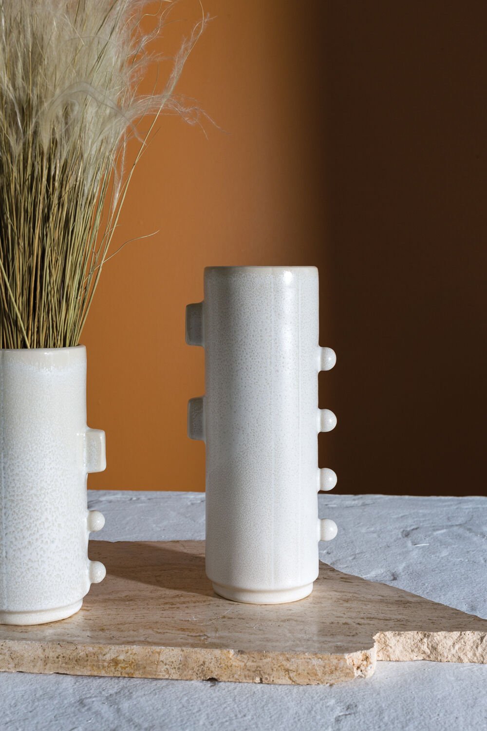 Elowen Sculpted Vase - ME & Décor