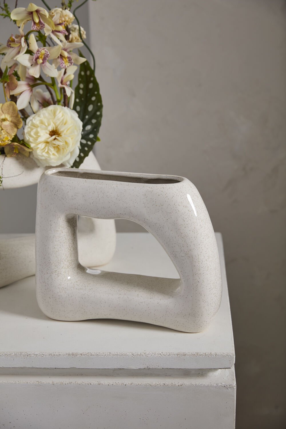 Luminelle Arch Vase - ME & Décor