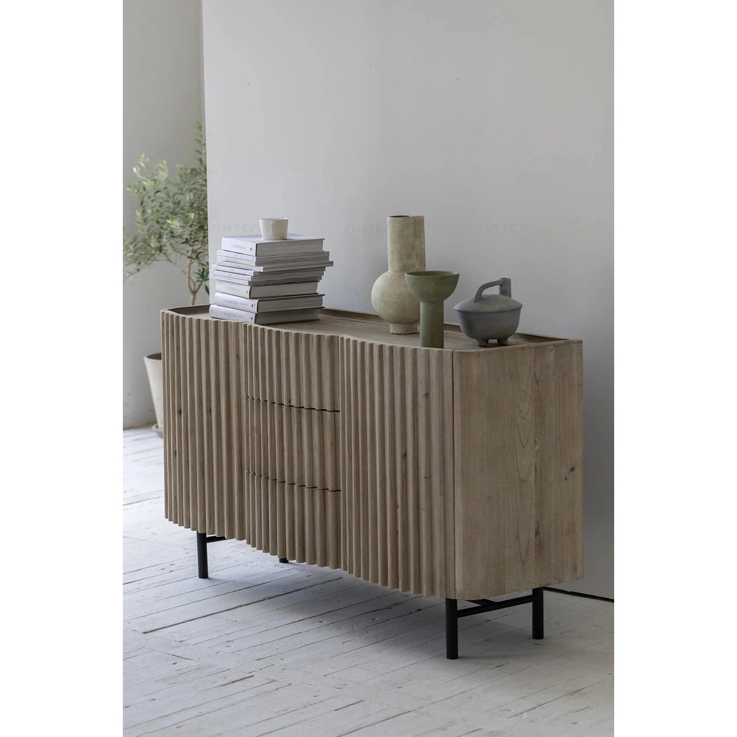 Strata Sideboard - ME & Décor