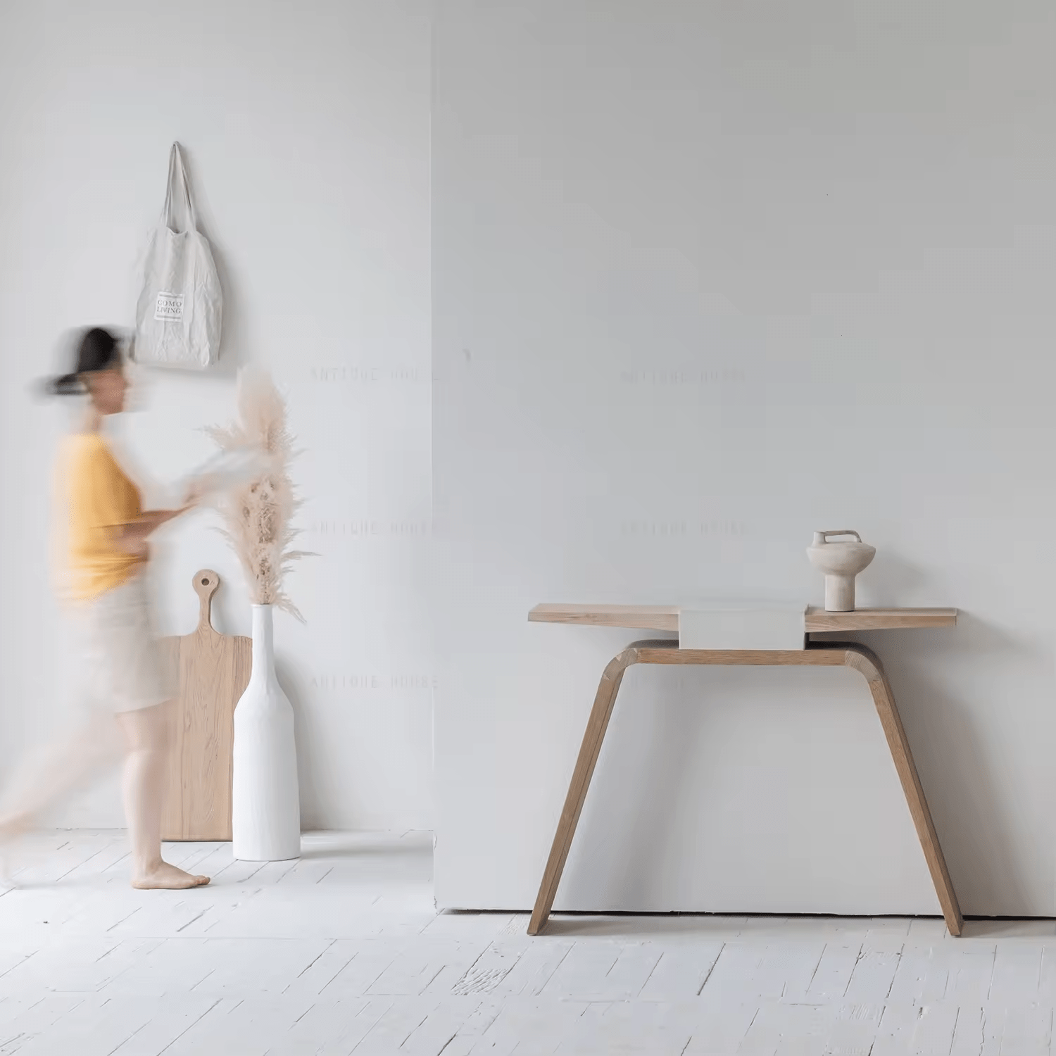 Tsukimi Console Table - ME & Décor